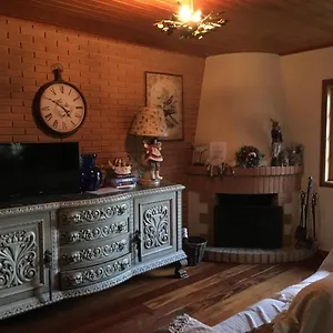 https://casa-em-campos-do-jordao-12460-000-2.camposdojordaohotels.net